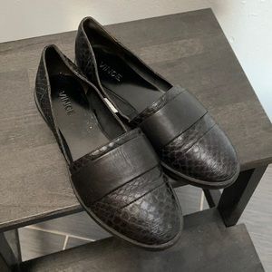 VINCE black flats